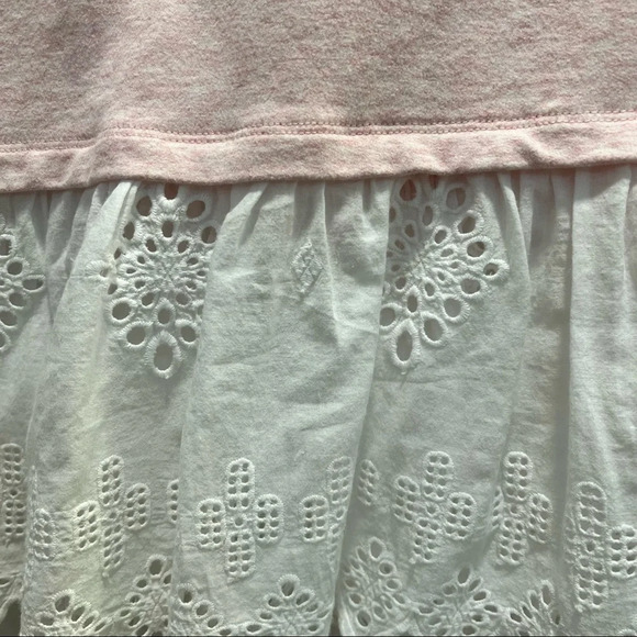 Marled Blush Pink Sweatshirt with Eyelet Lace at Hem. Zippered back.‎ Size Small - Picture 2 of 8